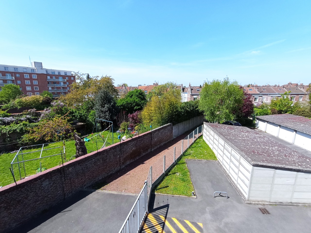 Studio - garage - cave  - 28,42 m²