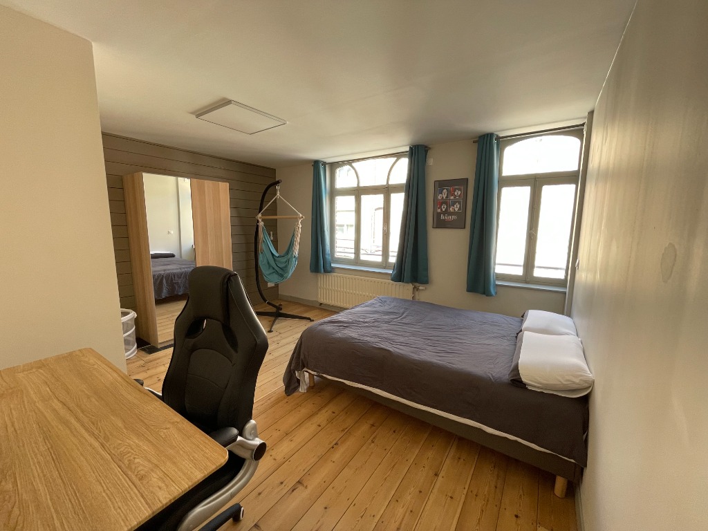 CHAMBRE DANS SUBLIME COLOCATION - CORMONTAIGNE - COUR 