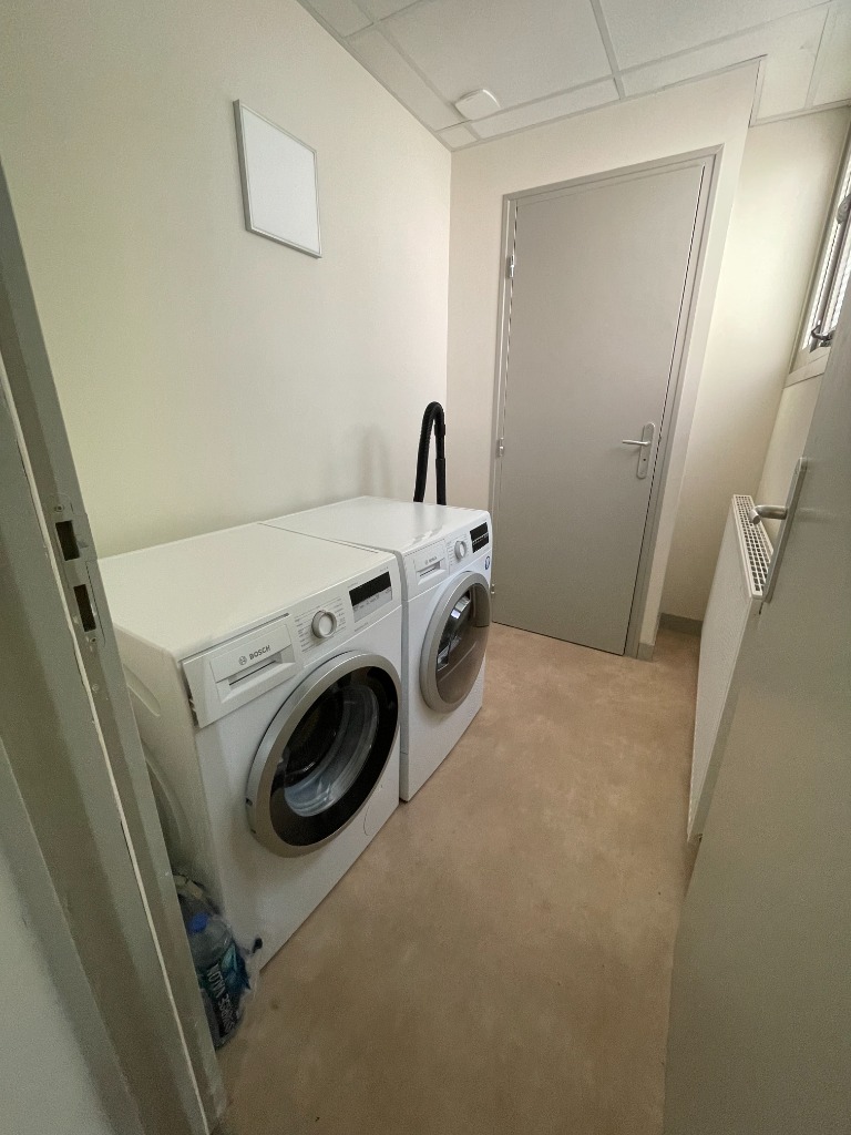 CHAMBRE DANS SUBLIME COLOCATION - CORMONTAIGNE - COUR 