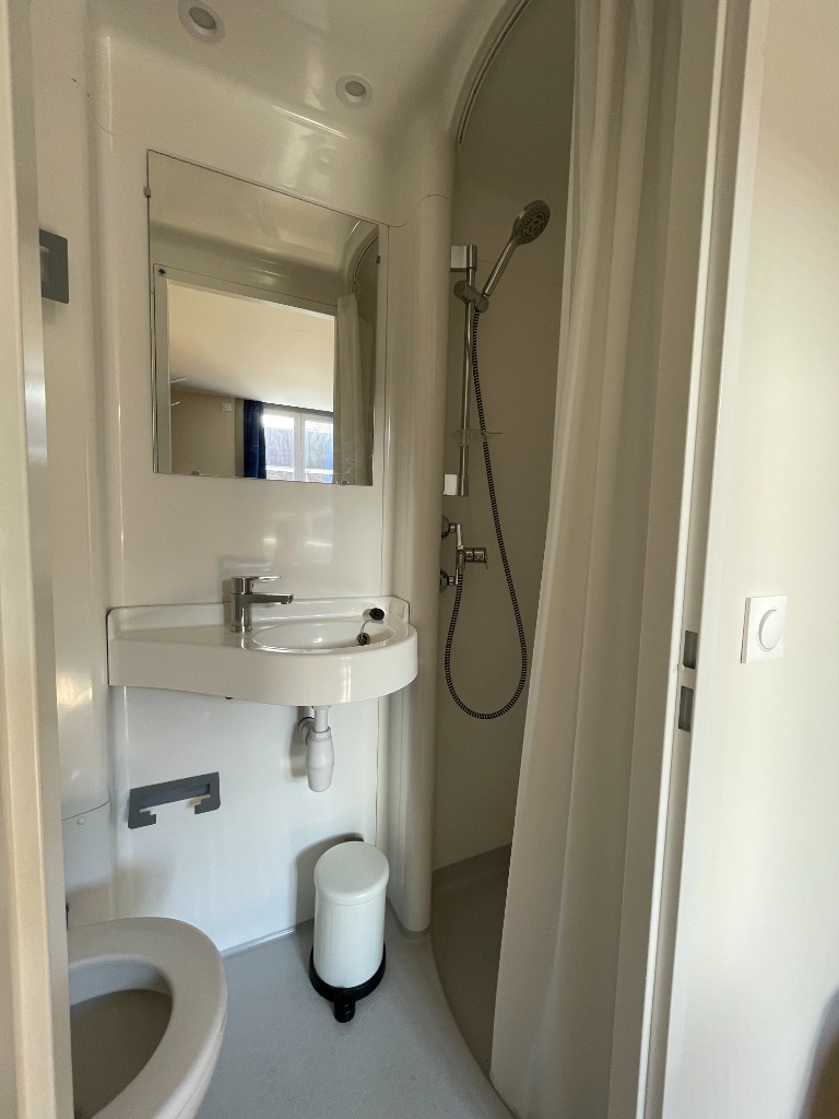 CHAMBRE DANS SUBLIME COLOCATION - CORMONTAIGNE - COUR 