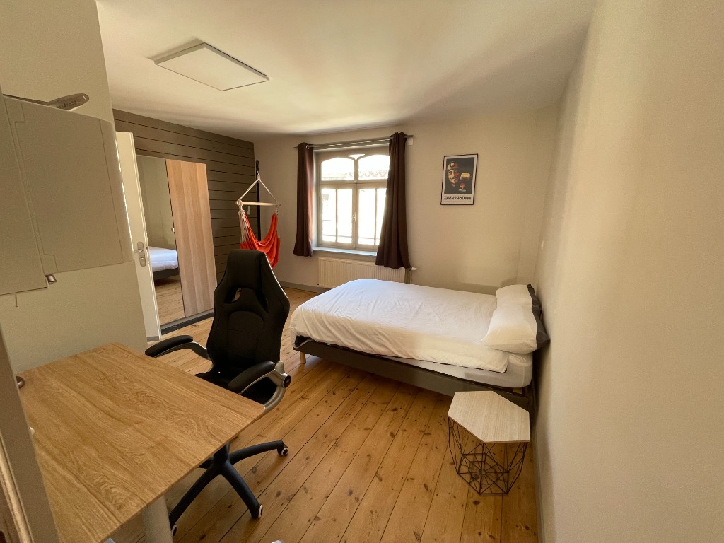 CHAMBRE DANS SUBLIME COLOCATION - CORMONTAIGNE - COUR 
