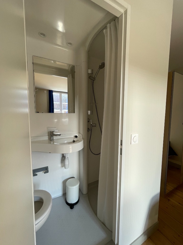 CHAMBRE DANS SUBLIME COLOCATION - CORMONTAIGNE - COUR 