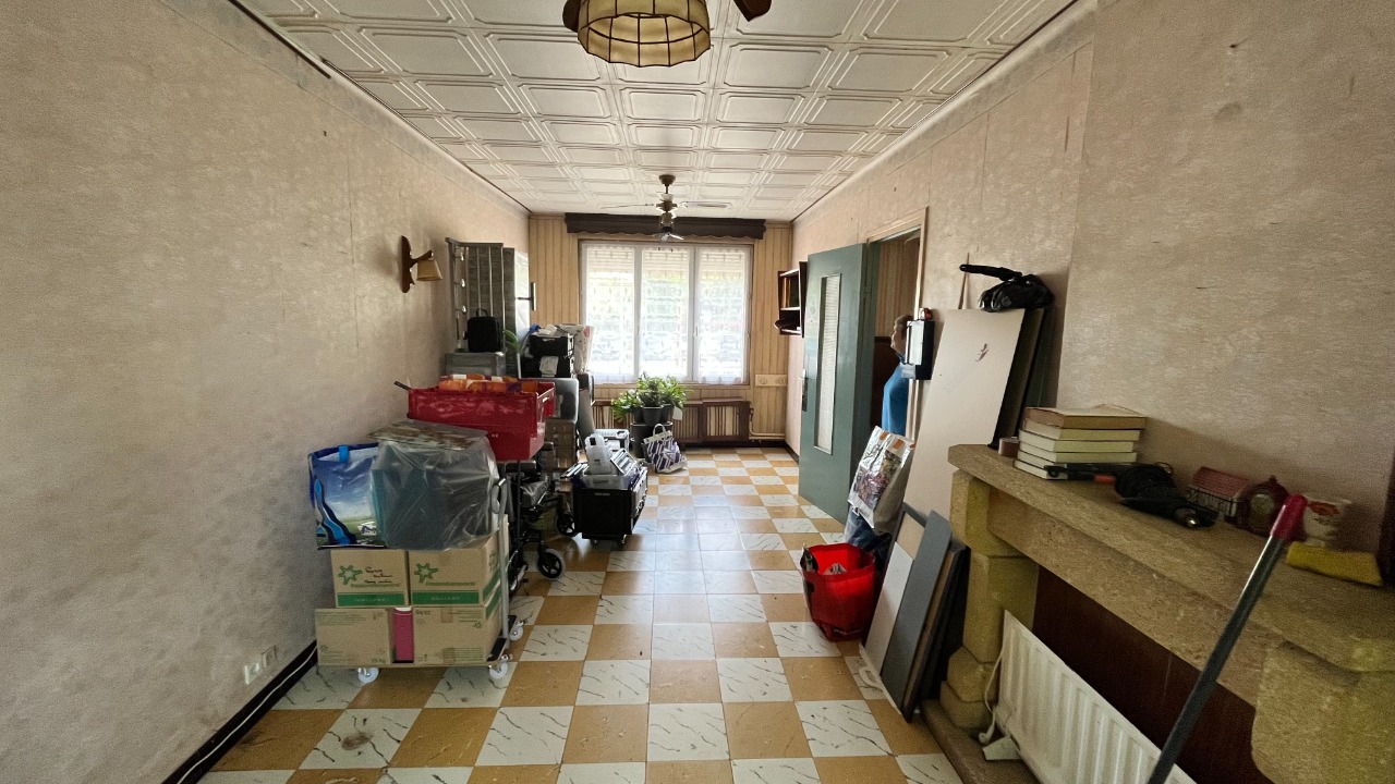Maison individuelle bel étage à rénover 