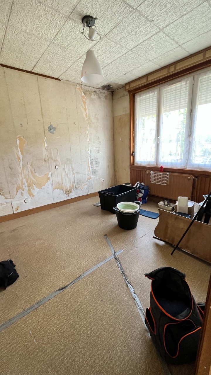 Maison individuelle bel étage à rénover 