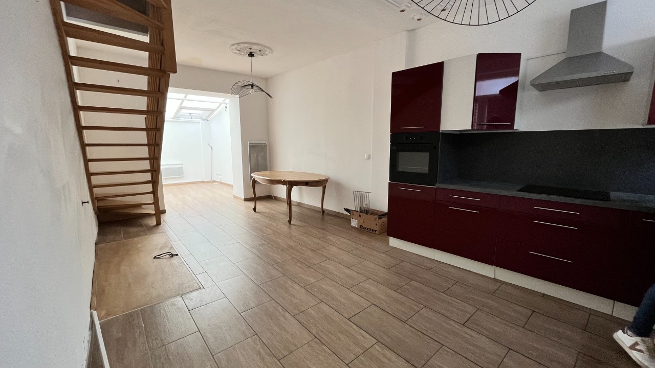 Vente maison 59480 La bassee - Belle maison 1930 de centre ville à 5' de la gare 