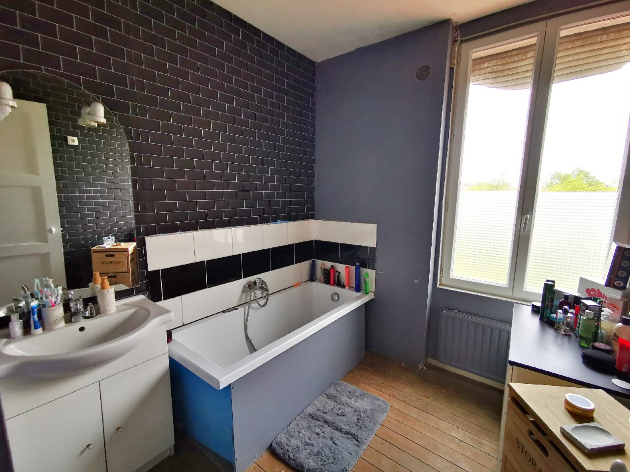 Maison beaux volumes avec jardin 