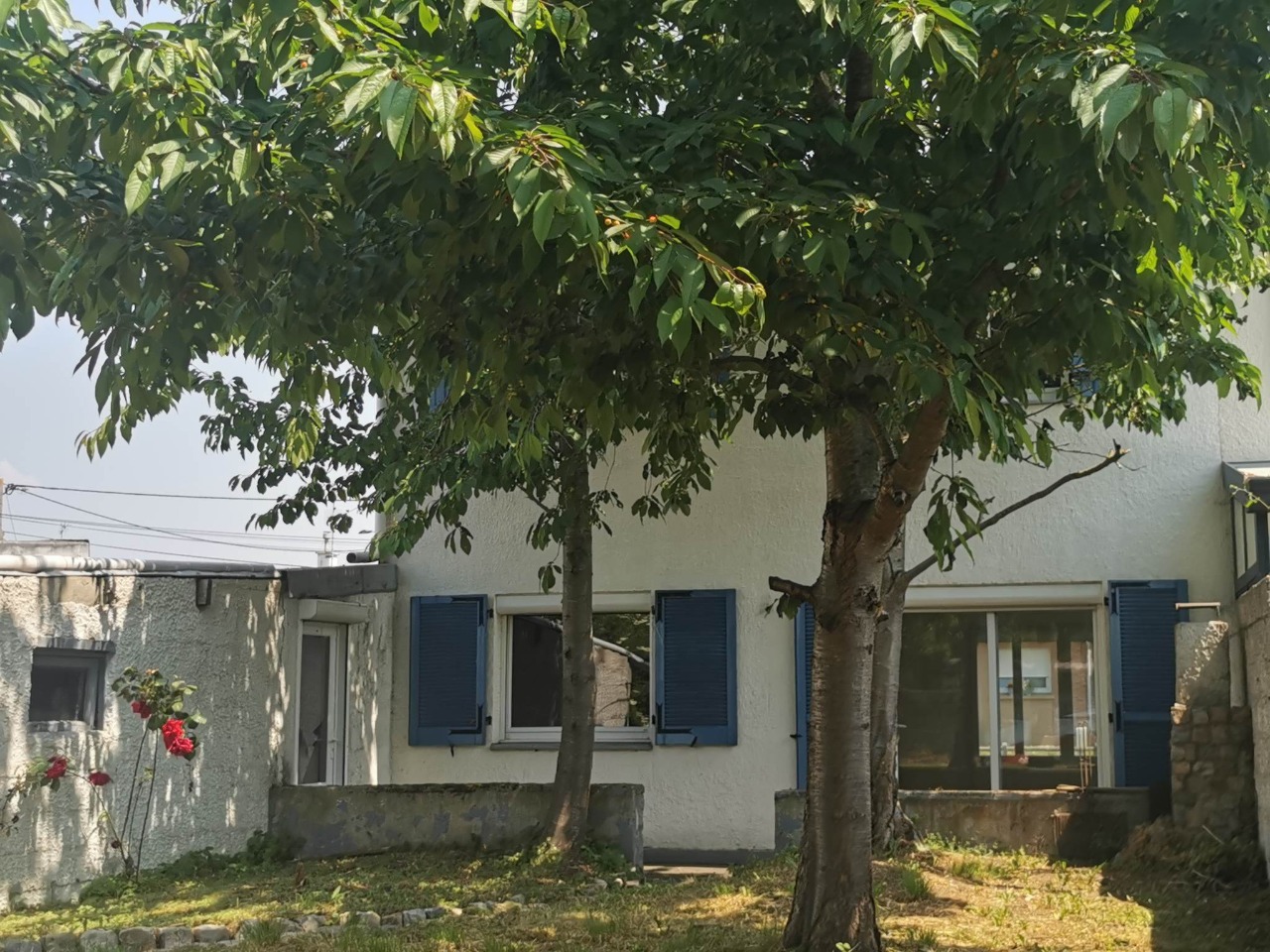 MAISON SEMI MITOYENNE
