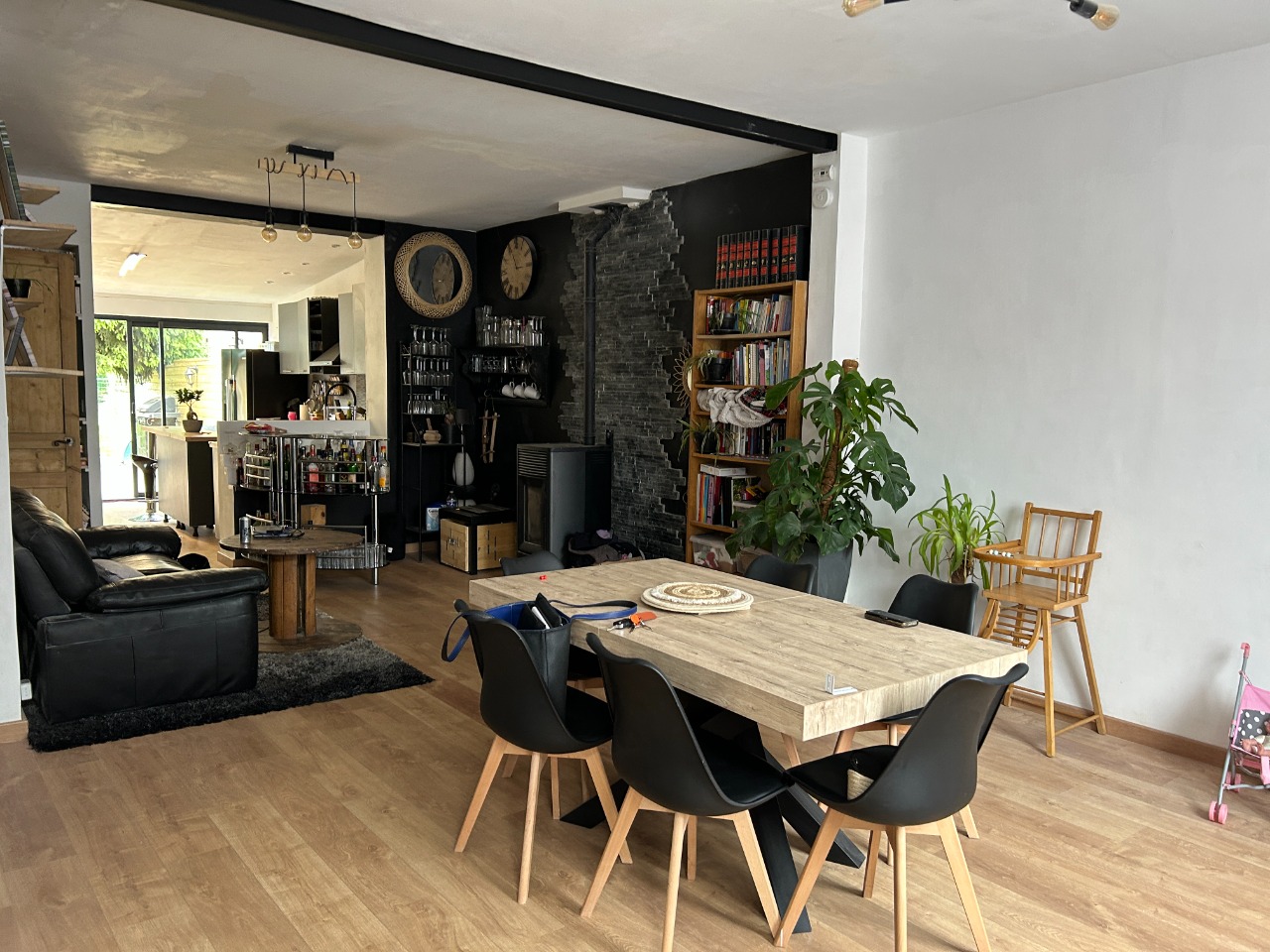Ascq village, maison des années 30 rénovée, 4 chambres. 