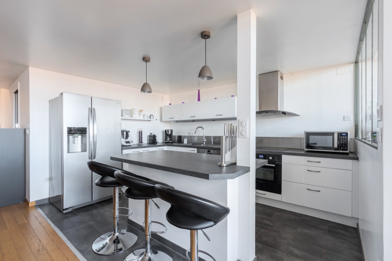 LOFT Triplex - 4 Chambres 1 bureau  - une loggia de 28m²