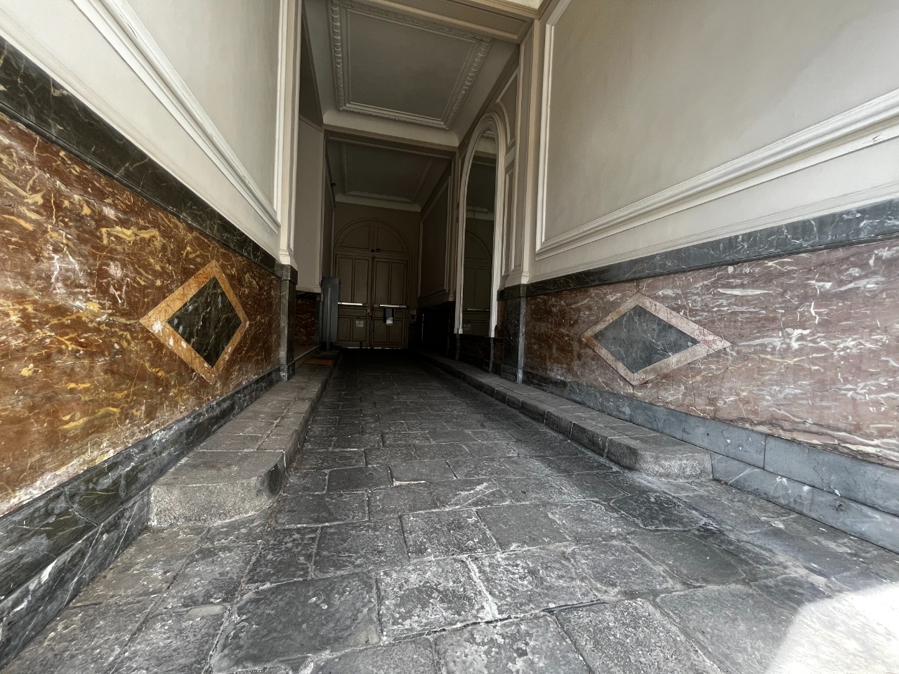 Appartement T4 avec Parking- Rue Nationale
