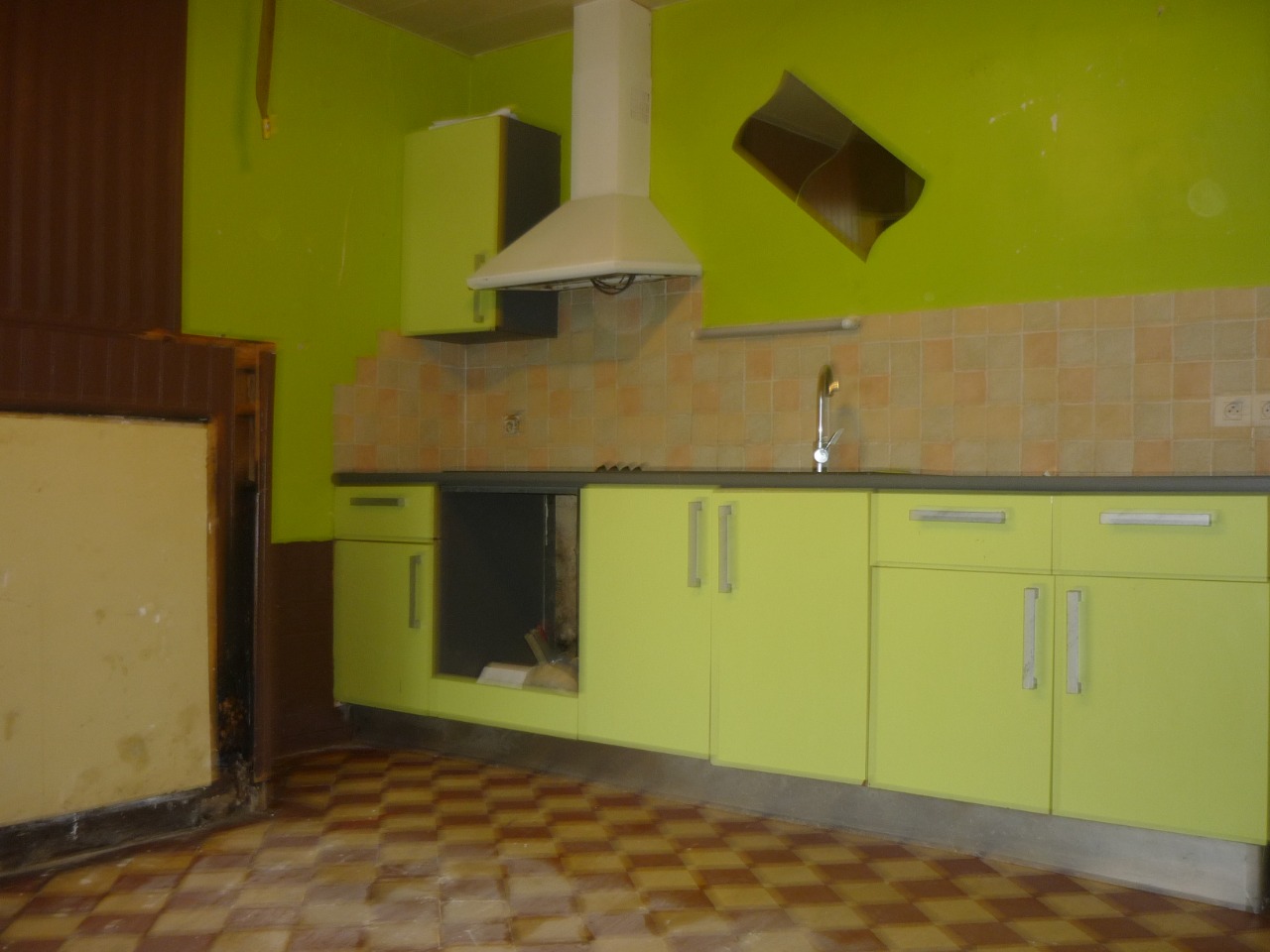 EXCLUSIVITE Maison flamande quasi individuelle a rénover