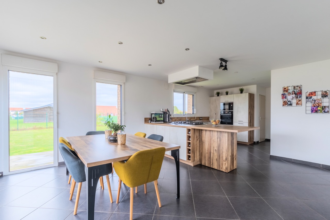 Pavillon individuel en semi plain-pied  + Logement locatif