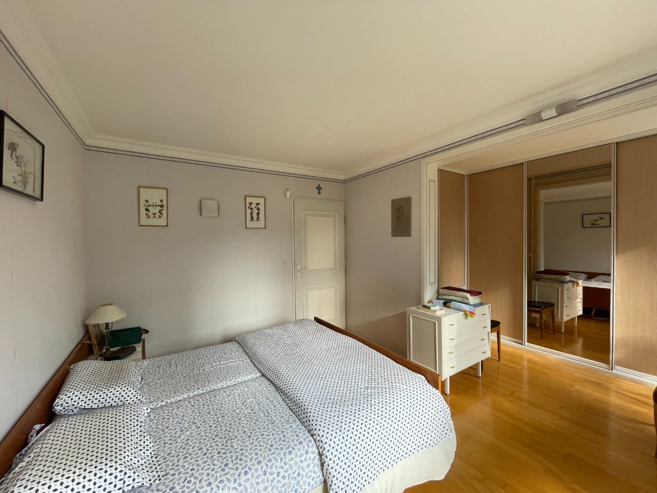 Grand T4 balcon et parkings - JB Lebas