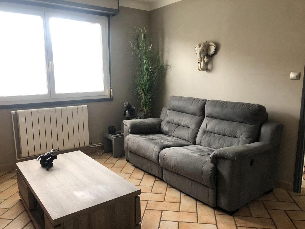 Maison bâtir avec place de parking  