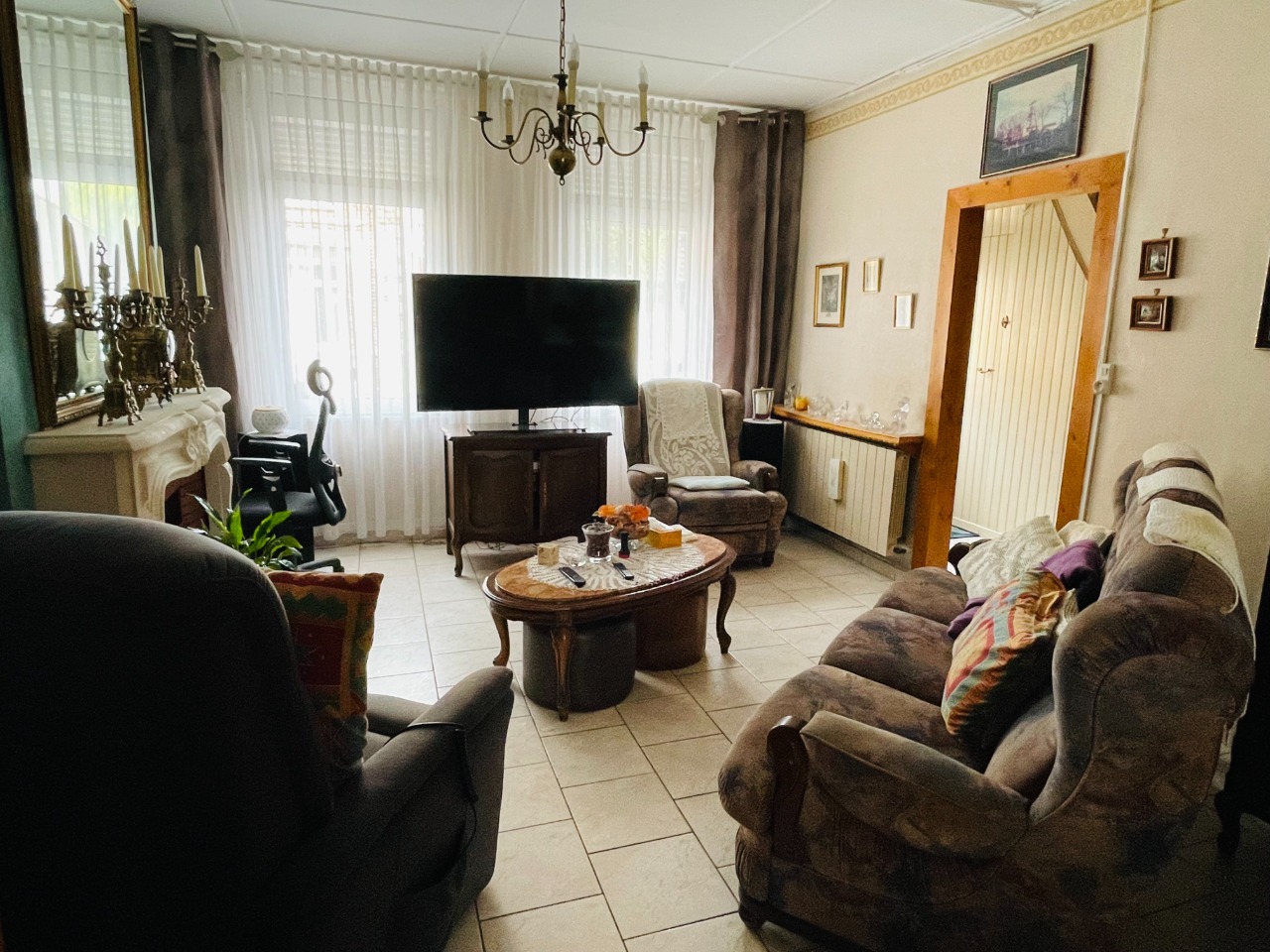 Jolie maison avec 3 chambres et  jardin 