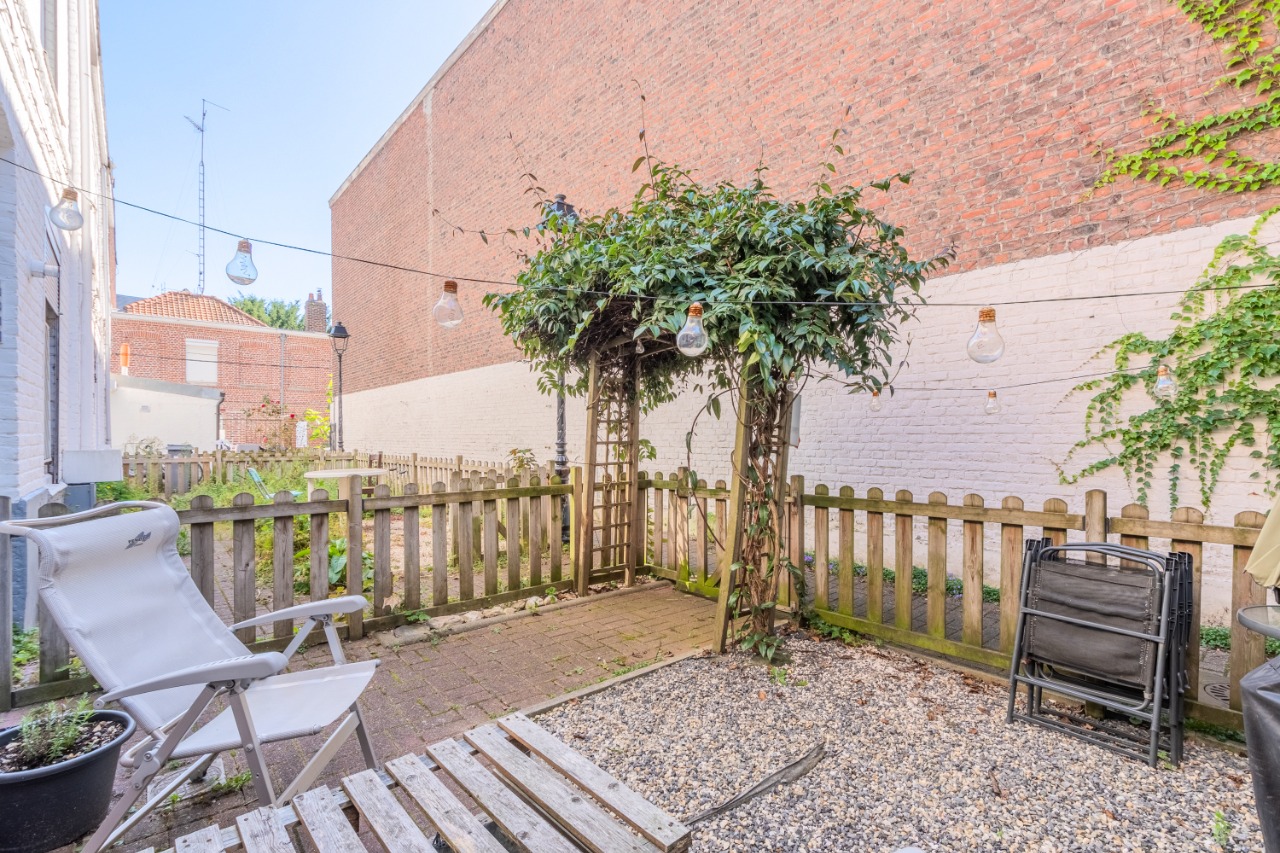 Vente maison 59000 Lille - Maison de ville 40m2 cour et cave - Vauban Cormontaigne