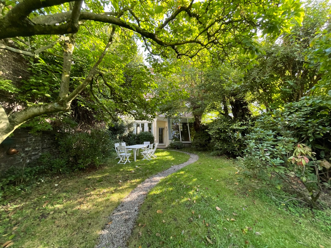 Vente maison 59000 Lille - Demeure de 300m2 avec jardin et garage