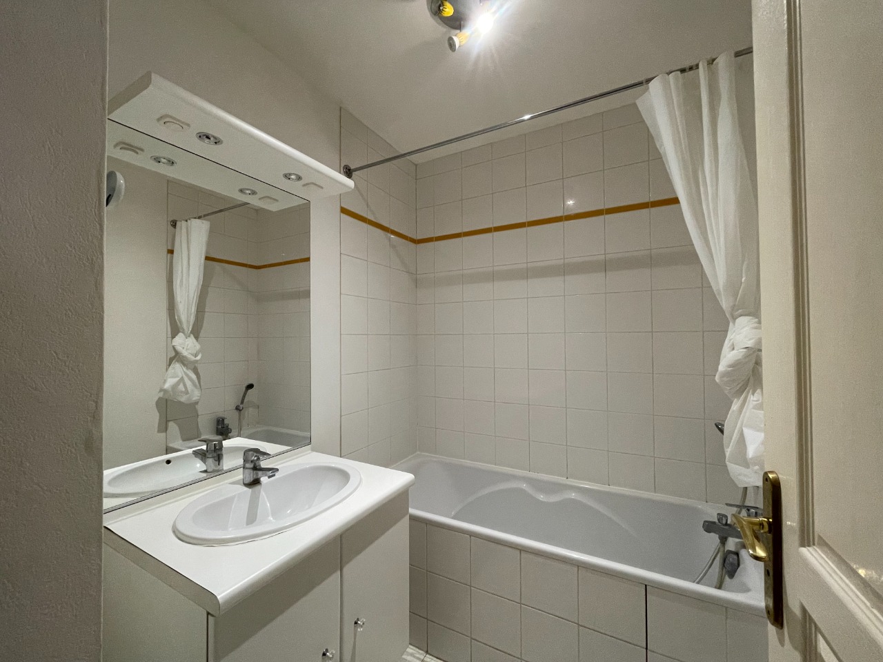 Appartement T1 mezzanine 33,20 m2- Lille hypercentre