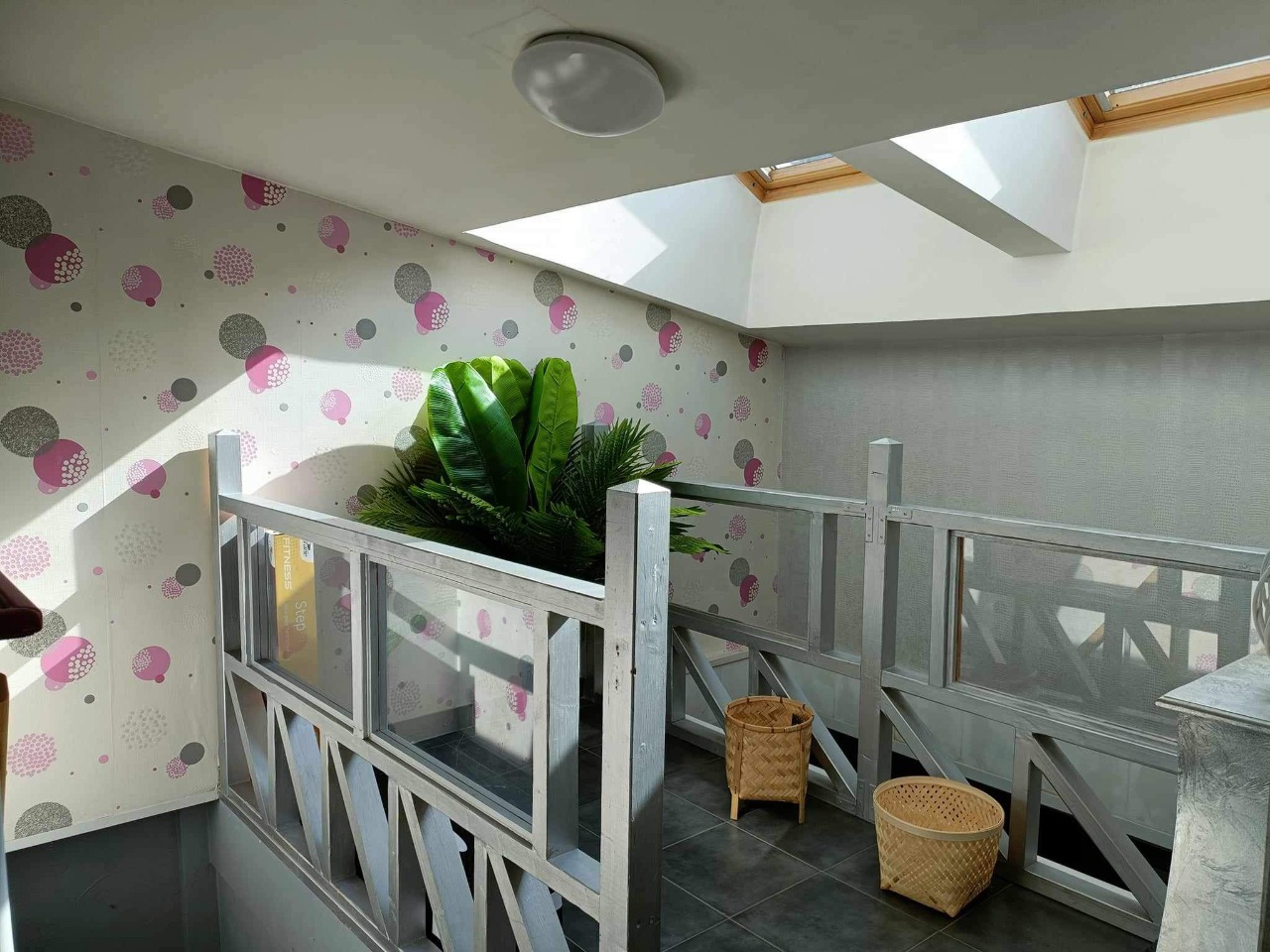 Immeuble avec Maison 4 chambres et Cellule commerciale 