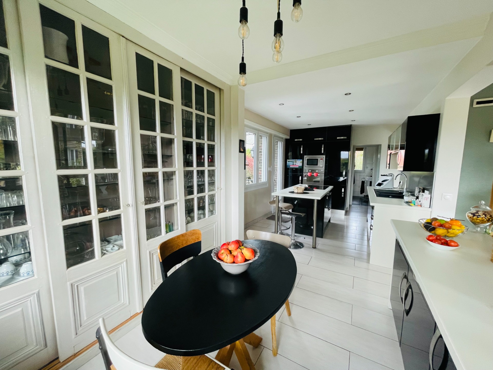 Maison de charme semi-plain-pieds avec sous-sol VAUDRICOURT 62131, prix 462 000 € (HAI) - Brique Rouge Immobilier — 2