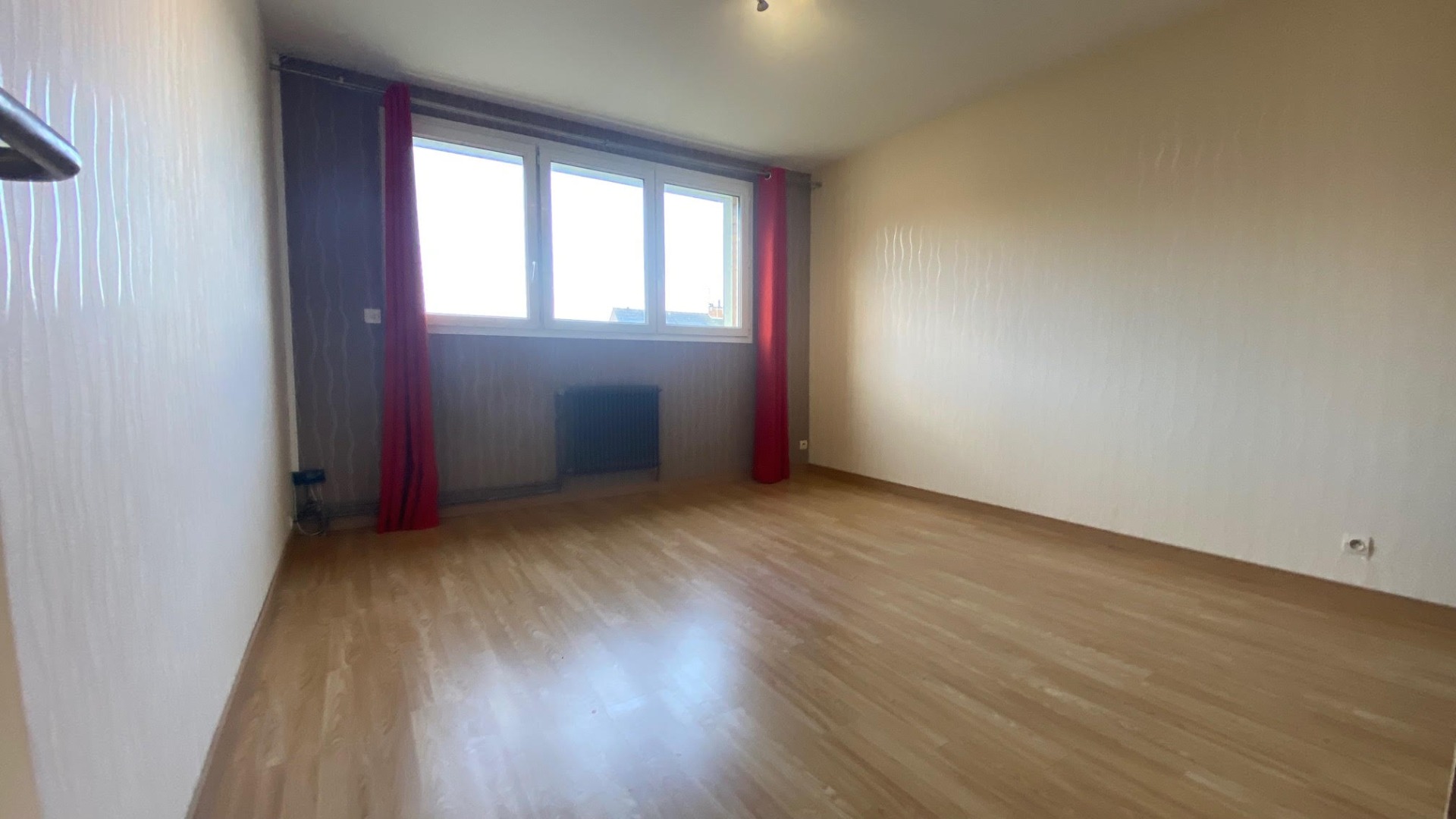 Maison de lotissement 3 chambres - jardin - garage SANTES 59211, prix 282 000 € (HAI) - Brique Rouge Immobilier — 6