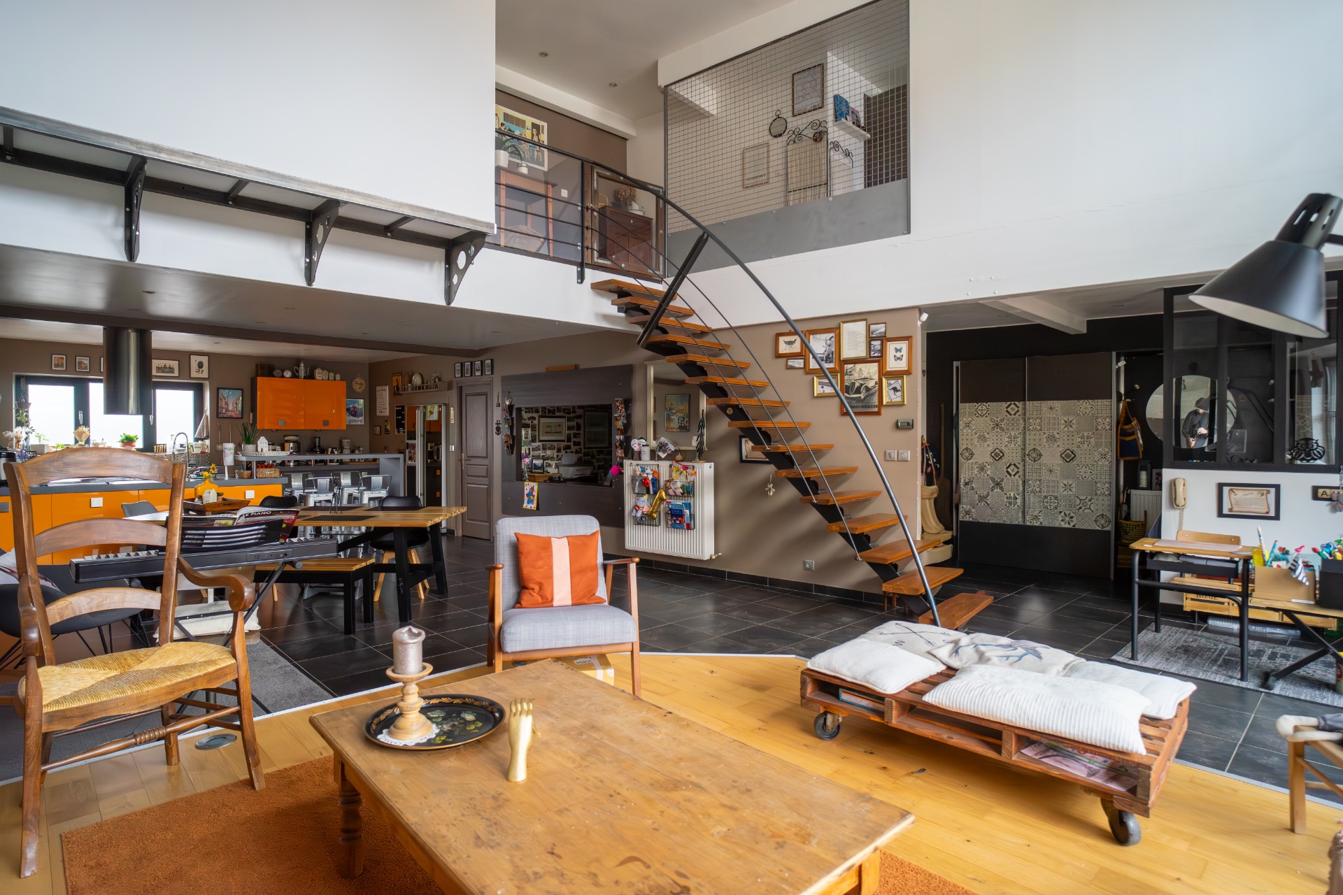 Maison semi indi. style LOFT 3chambres +exterieur+parking EMMERIN 59320, prix 349 500 € (HAI) - Brique Rouge Immobilier — 3