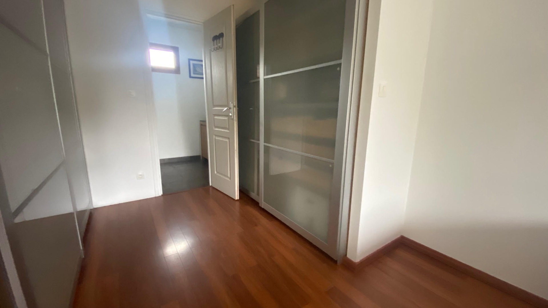 maison individuelle Semi plain pied + sous--sol HANTAY 59496, prix 395 000 € (HAI) - Brique Rouge Immobilier — 7