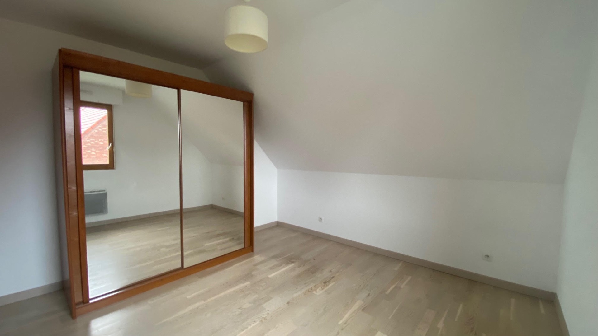 maison individuelle Semi plain pied + sous--sol HANTAY 59496, prix 395 000 € (HAI) - Brique Rouge Immobilier — 11