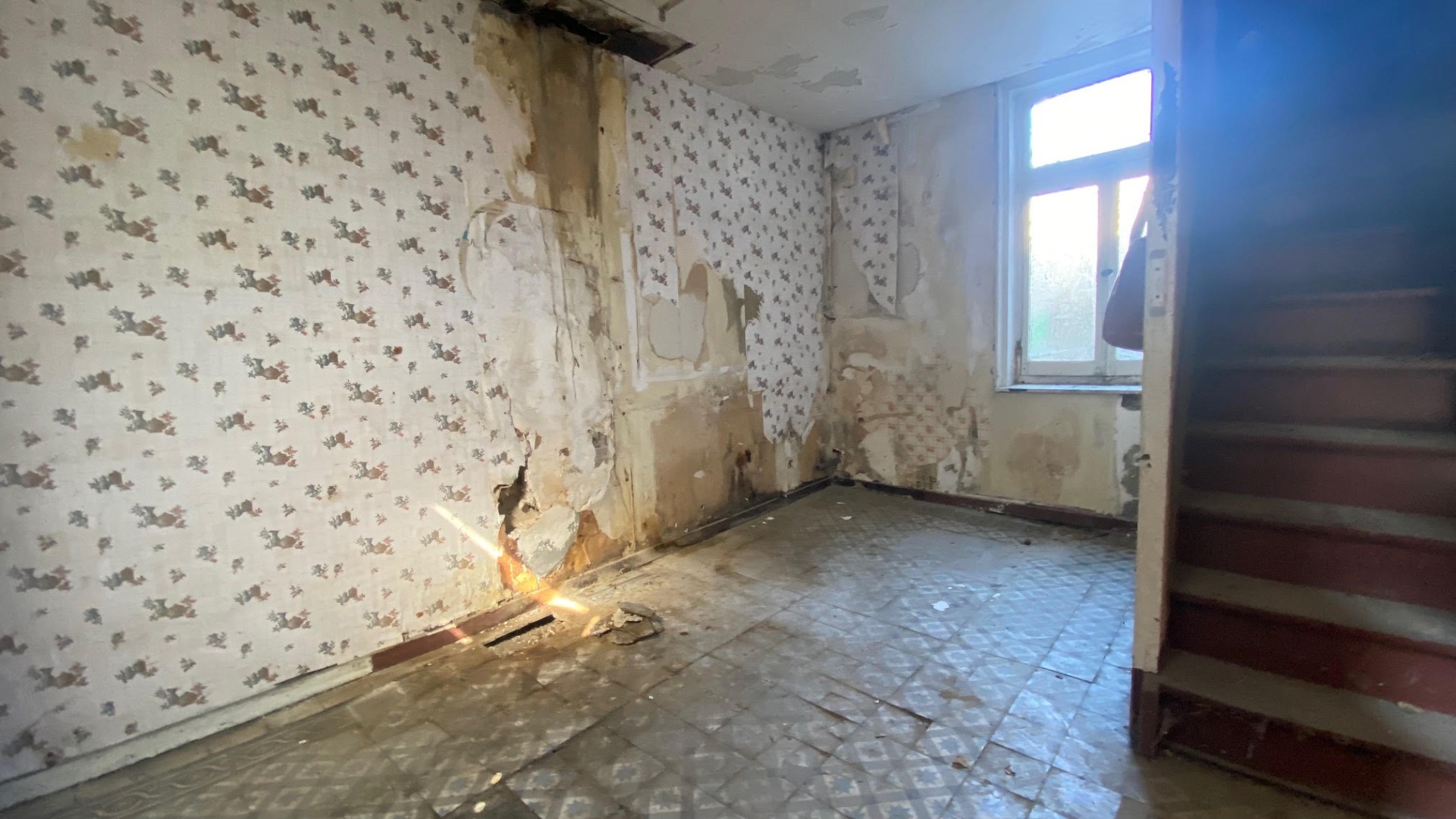 maison a rénover avec cour SAINGHIN EN WEPPES 59184, prix 54 500 € (HAI) - Brique Rouge Immobilier