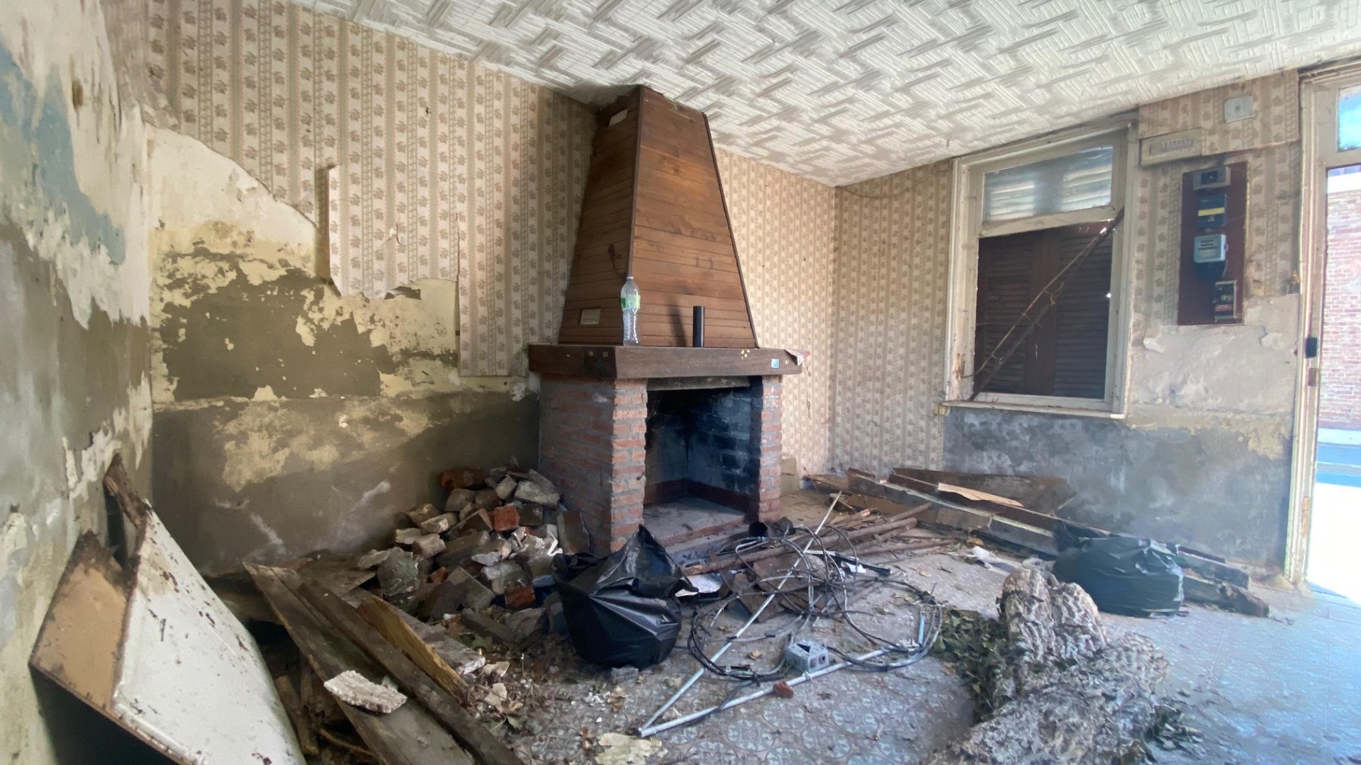 maison a rénover avec cour SAINGHIN EN WEPPES 59184, prix 54 500 € (HAI) - Brique Rouge Immobilier — 2