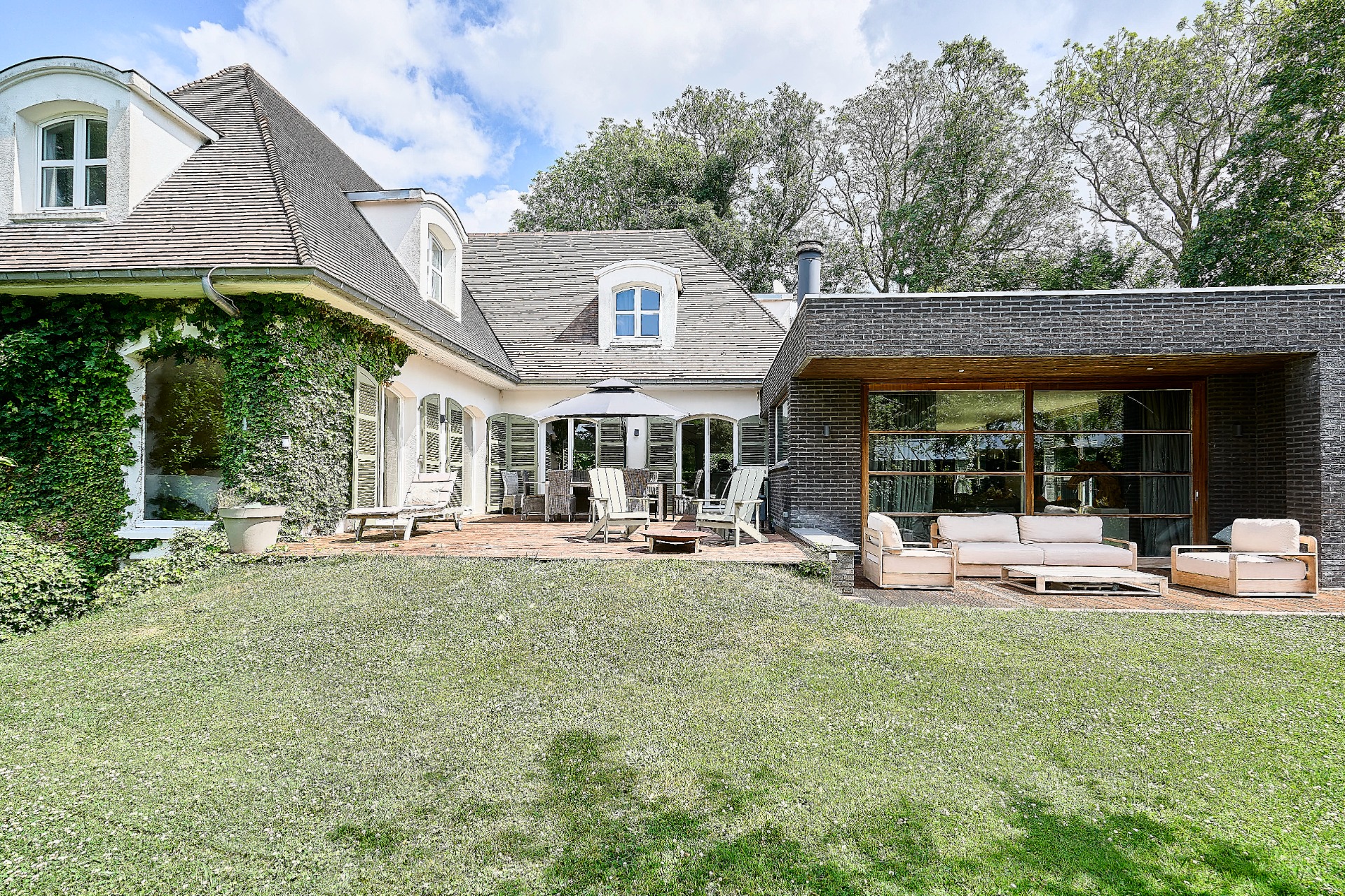 Maison 6 pièces 356 m² · à Saint-Michel-Chef-Chef · 356 m² · 1 250 000 €