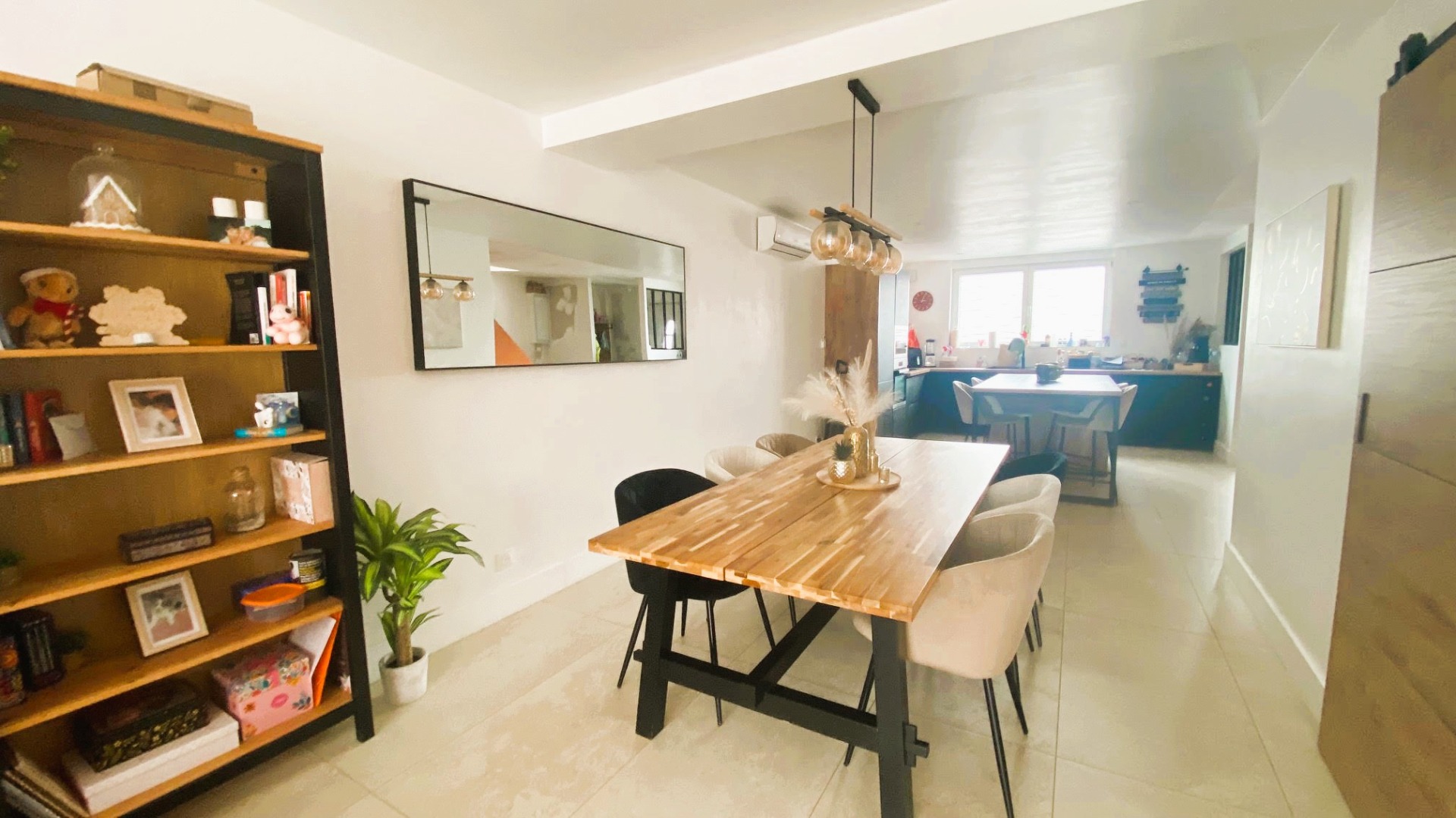 Maison rénovée semi individuelle - jardin - garage + parking PROVIN 59185, prix 259 350 € (HAI) - Brique Rouge Immobilier — 2