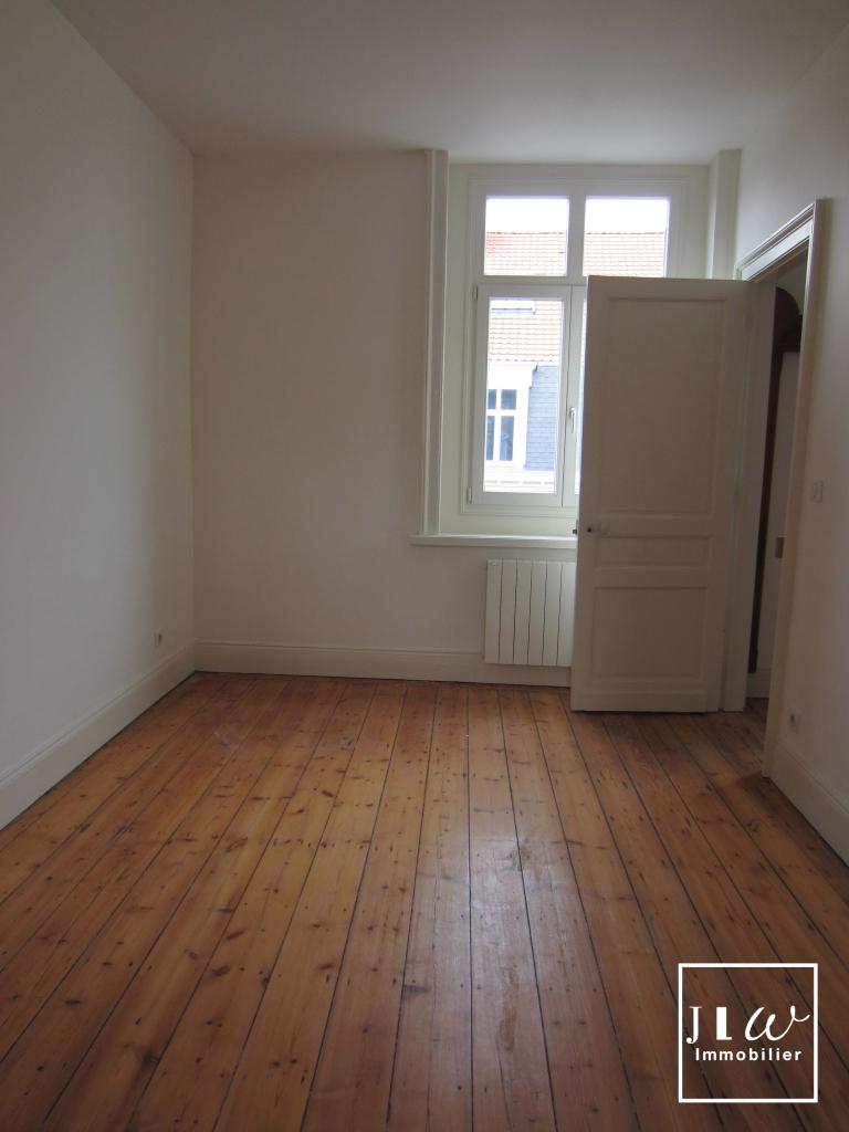 Lille République - Type 2 non meublé de 46,83m²