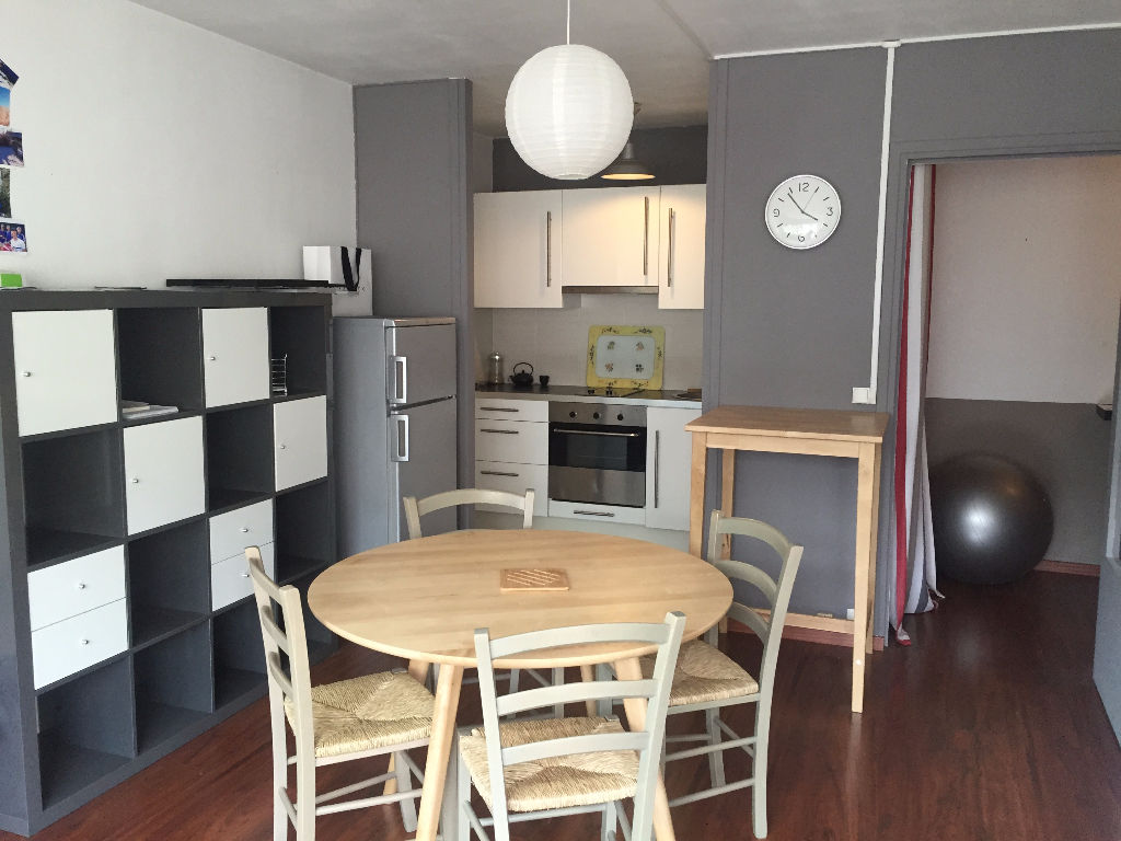 Location appartement 59000 Lille - Lille Jean Baptiste Lebas - T2 de 44,72m2 Prêt de meubles